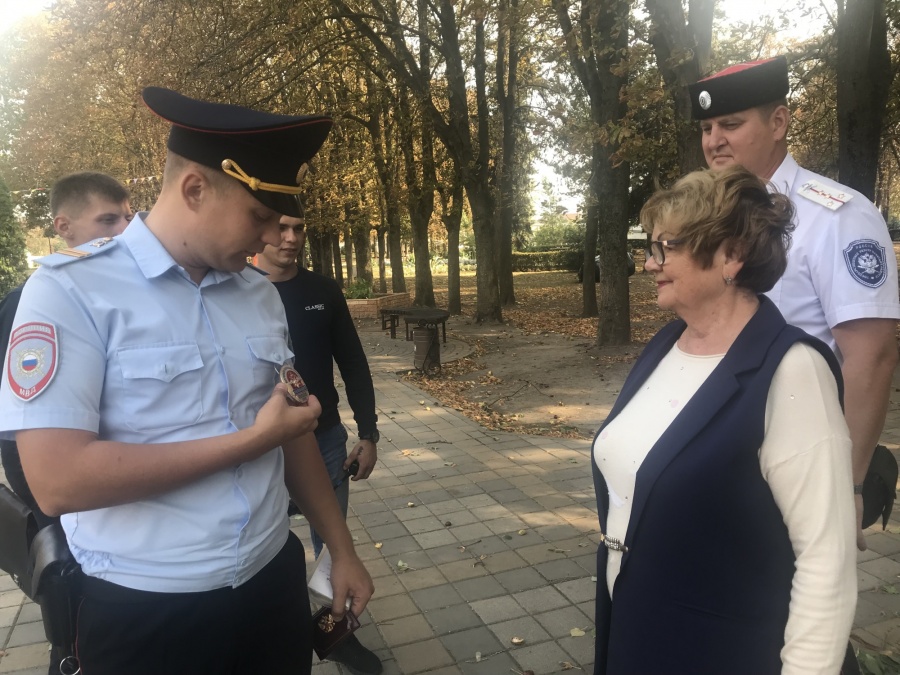 В Каневском районе общественник проверила работу нарядов патрульно-постовой службы