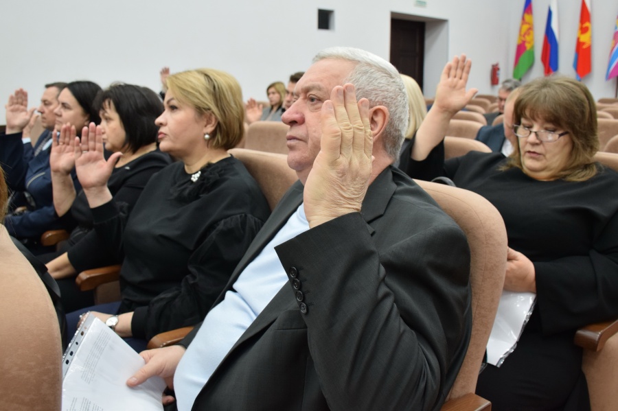 Очередная сессия райсовета состоялась в администрации района 25 февраля