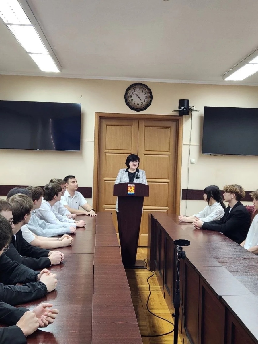 Образовательная встреча «Мы молодые нам выбирать» 