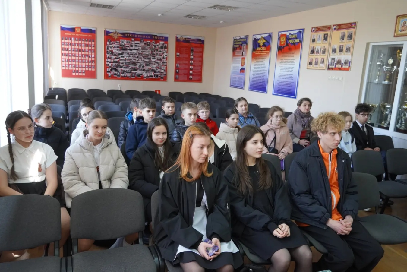В Каневской полиции еженедельно проходят экскурсии для школьников