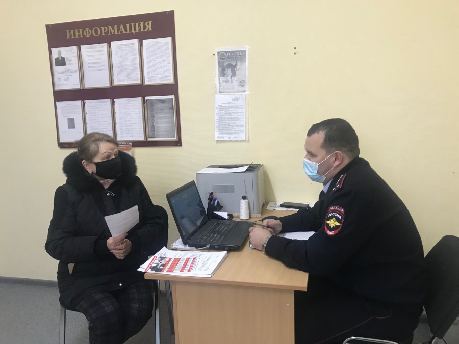 Представитель общественного совета при ОМВД проверила работу участковых 
