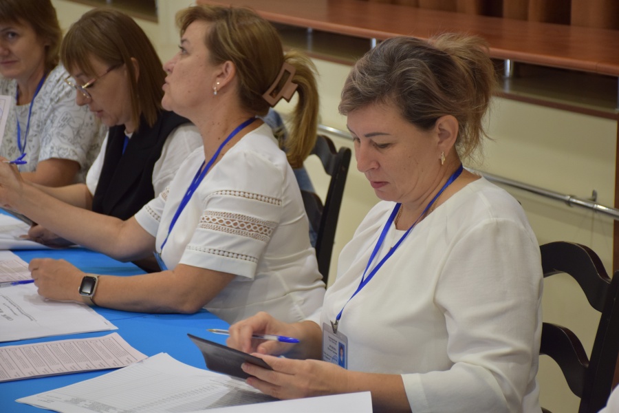 До завершения голосования осталось чуть более 3 часов