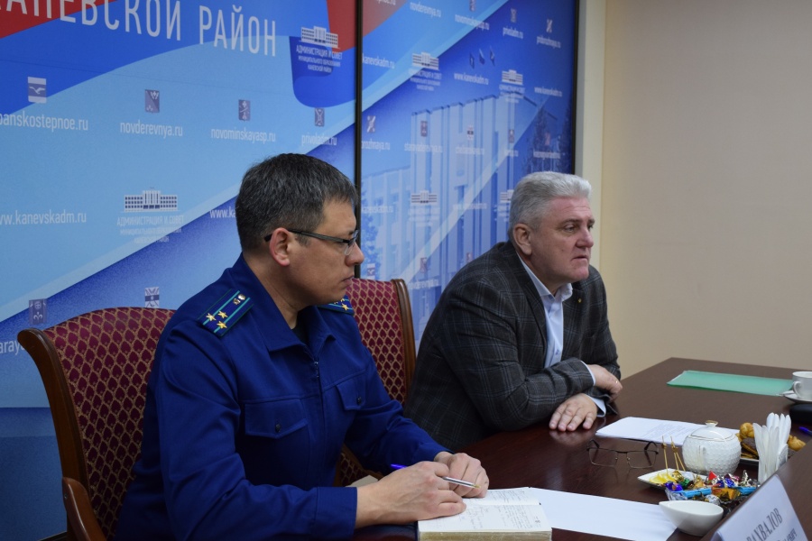 Глава района Александр Герасименко и прокурор Александр Рахвалов встретились с участниками спецоперации