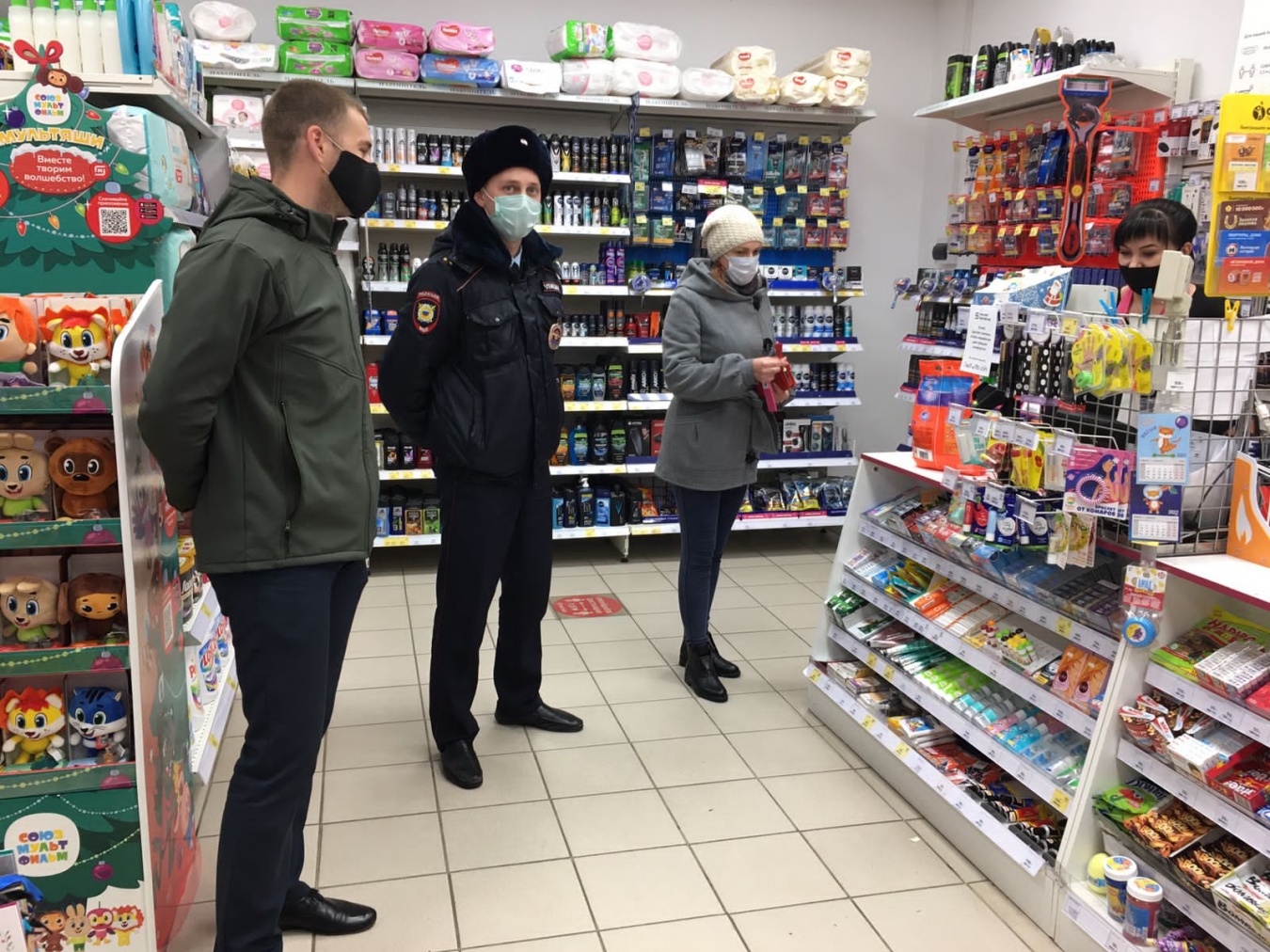 Каневчан, нарушающих масочный режим, привлекают к административной ответственности