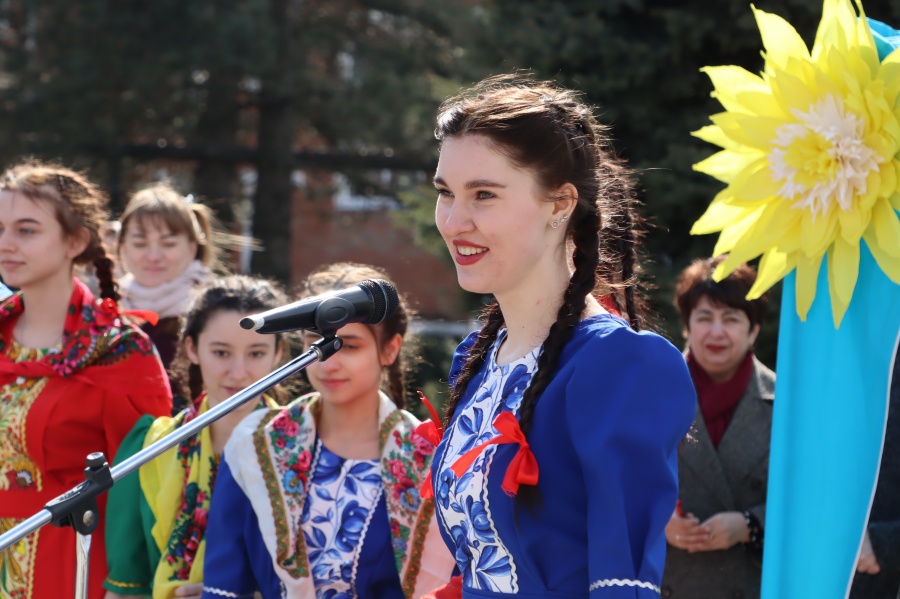 Масленица — широкая, удалая, щедрая и веселая