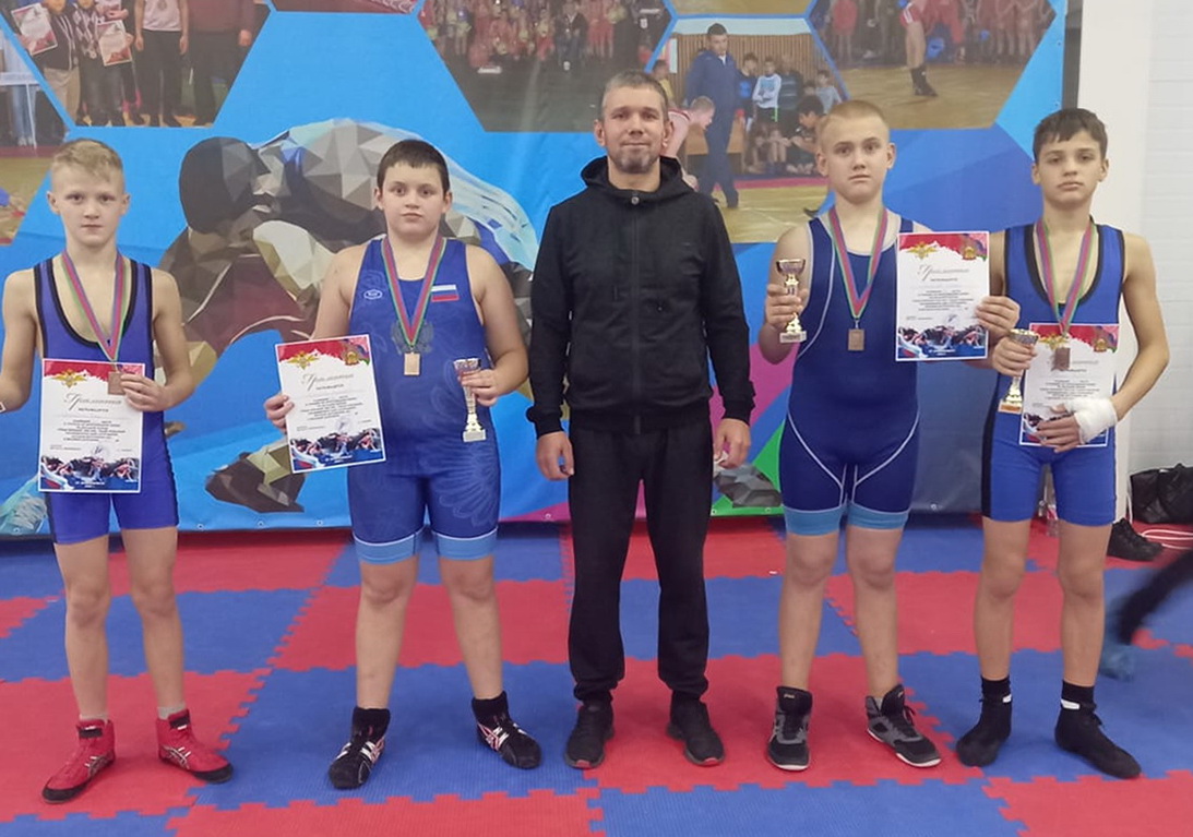 Воспитанники спортшколы «Легион» заняли 4 призовых места в соревнованиях по вольной борьбе