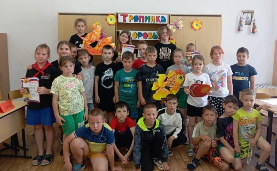 С учащимися 35-й школы поговорили о навыках здорового образа жизни С учащимися 35-й школы поговорили о навыках здорового образа жизни