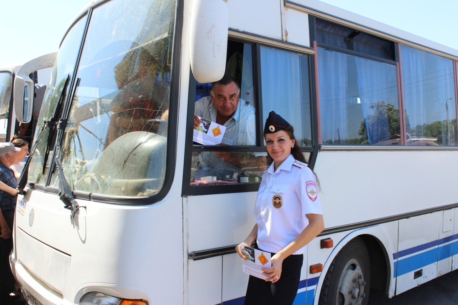 Дорожные полицейские провели проверку пассажирского транспорта