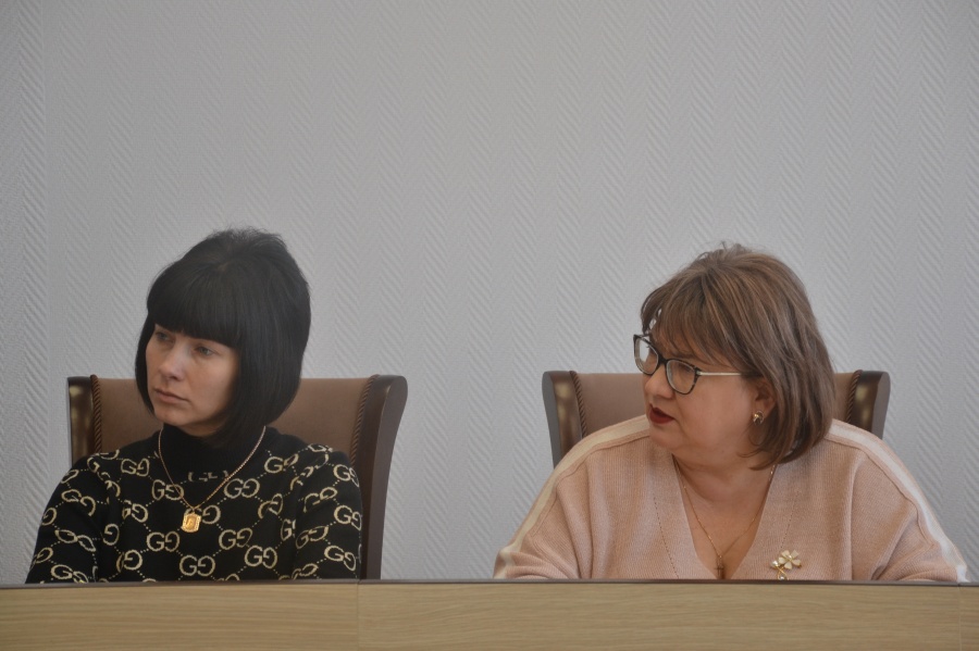 8 февраля в администрации района состоялось очередное заседание комиссии по делам несовершеннолетних