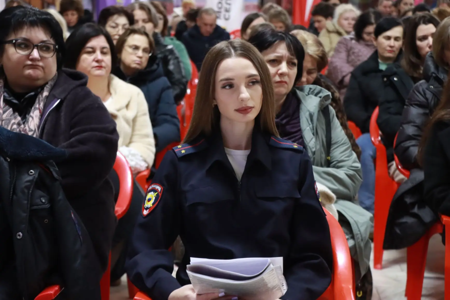Районное родительское собрание состоялось в Каневском РДК 19 февраля