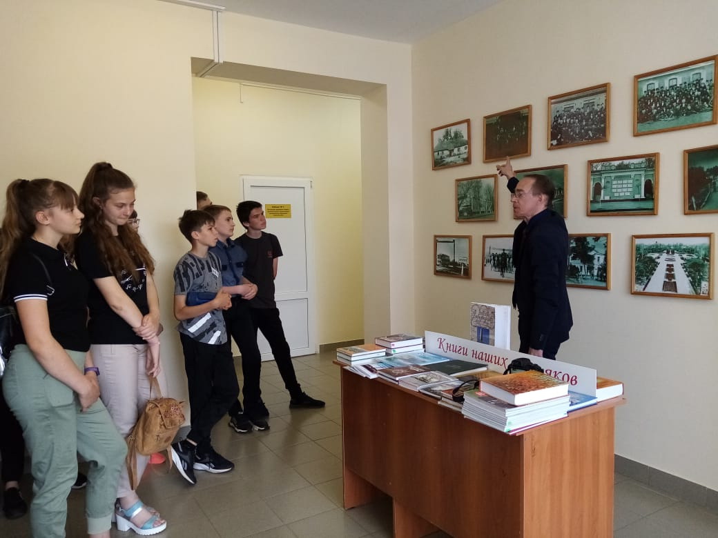 Каневские архивисты рассказали школьникам  об истории родной станицы