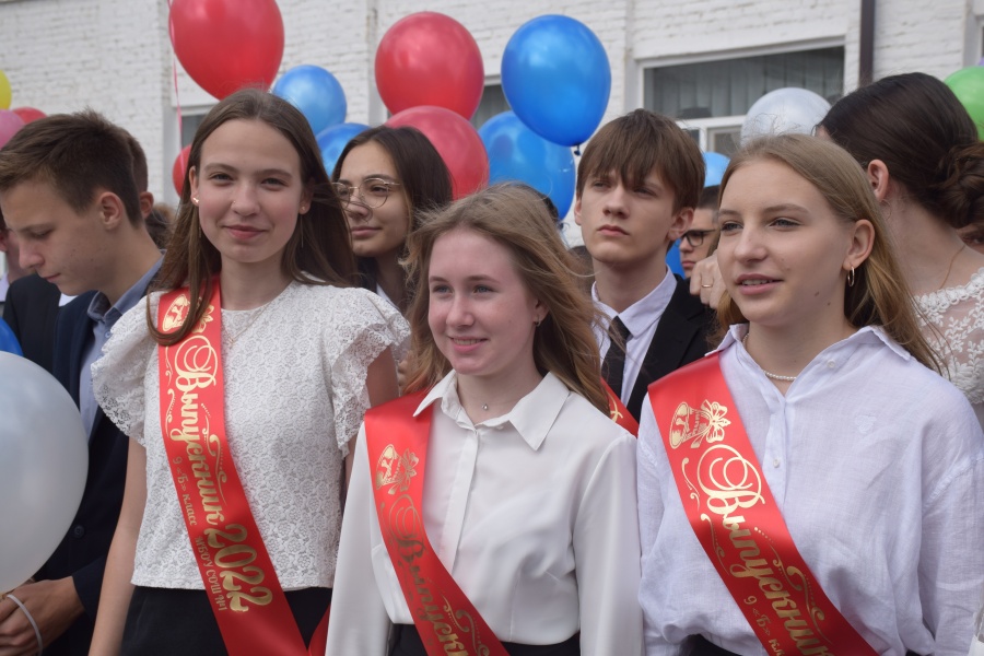 Более тысячи девятиклассников Каневского района сегодня сдают экзамен по математике