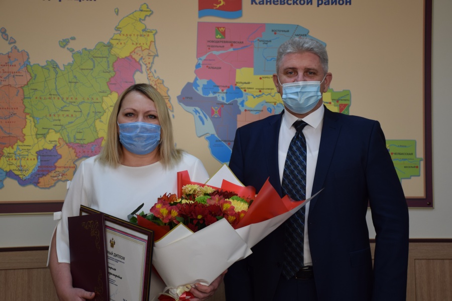 Каневчанка Ольга Нагирняк отмечена дипломом губернатора второй степени