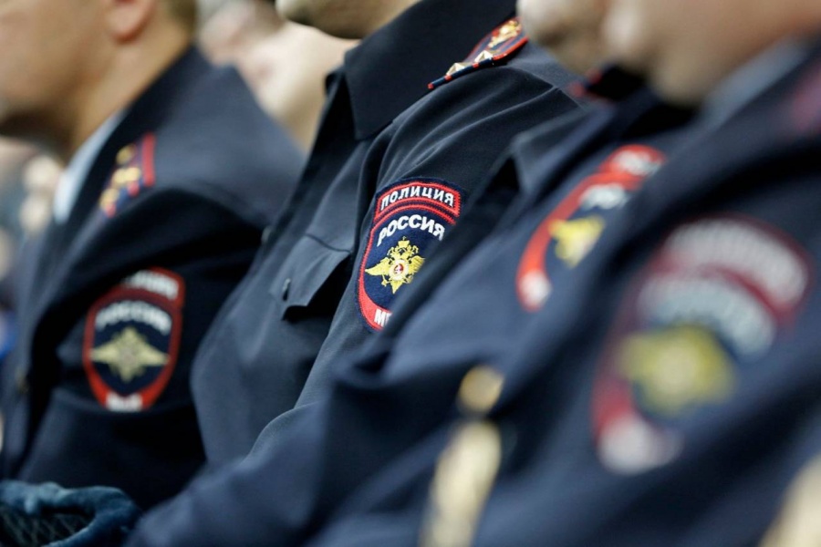 Полицейские напоминают об ответственности за совершение правонарушений террористической направленности