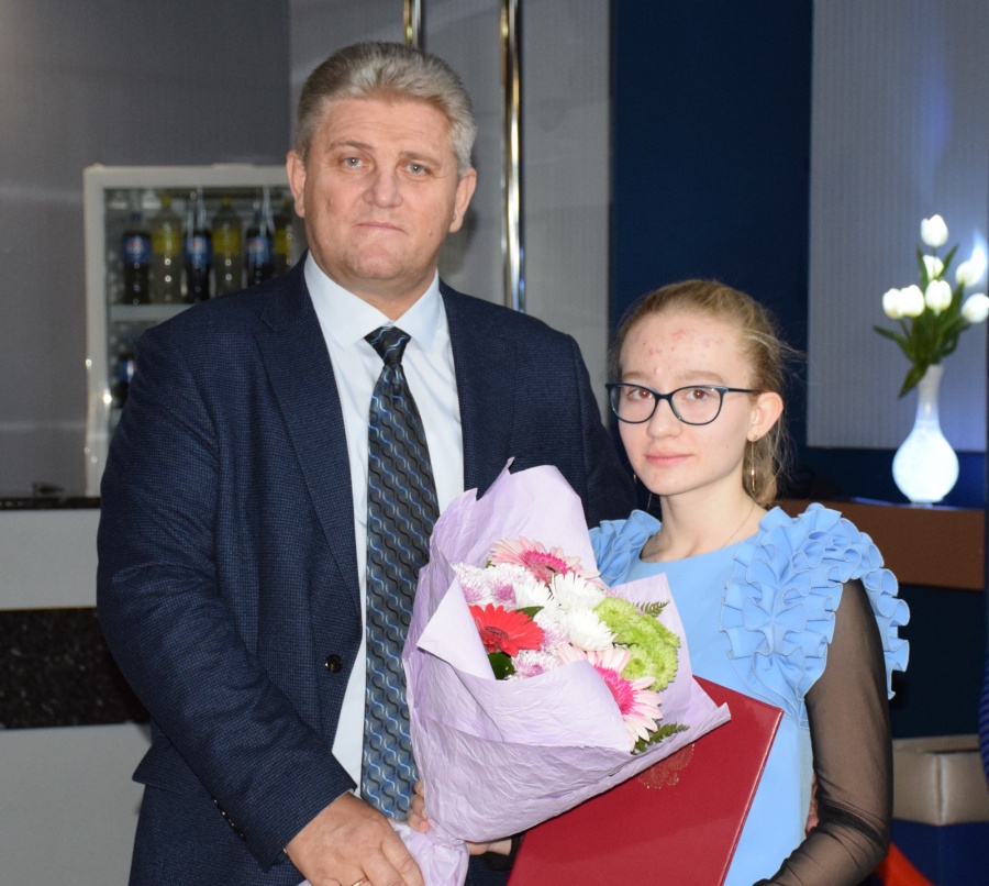 Люди, любящие жизнь, получили награды от главы района Александра Герасименко