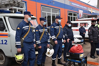 Смотр техники спецслужб прошел в Каневской в рамках командно-штабных учений