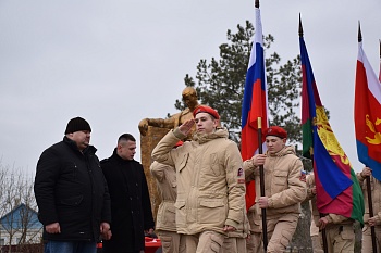 Ряды юнармейцев пополнили ребята из Новоминской и Новодеревянковской