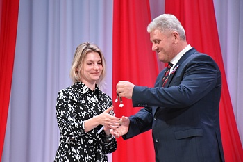 Твоя главная сила – это люди, Россия!