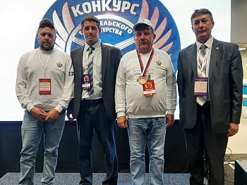 Каневчанин Сергей Андрющенко – бронзовый призер конкурса «Водитель года»