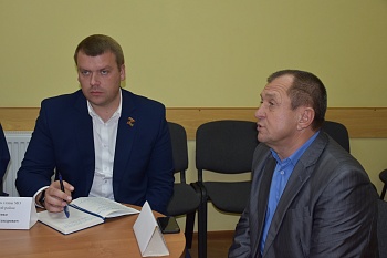  Приём граждан провел в станице Стародеревянковской прокурор Каневского района Артём Шаблов