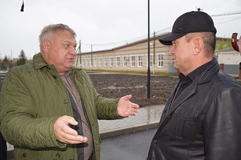Депутат Заксобрания края Владимир Лыбанев посетил с рабочим визитом Каневской район