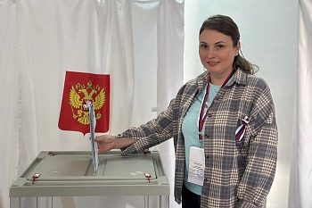 Земляки спешат на избирательные участки
