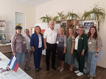 Глава района проверил, как организован процесс голосования