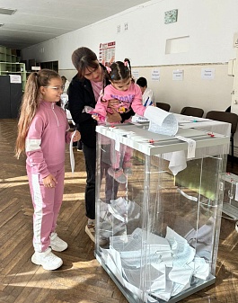 Каневчане на избирательные участки приходят семьями