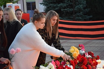Есть у войны печальный день начальный