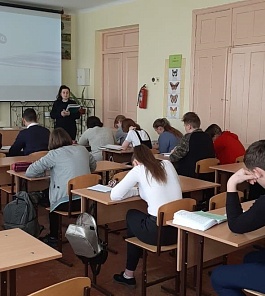 Каневские полицейские провели лекции для школьников района