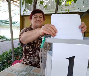 Голосование продолжается
