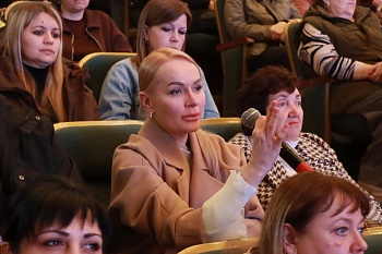 Районное родительское собрание «Вместе против беды» состоялось в РДК 16 марта