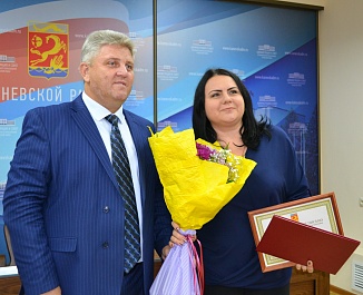 Участников Кубанской ярмарки наградил глава района