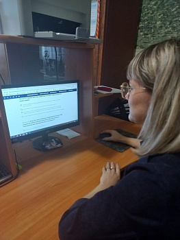 Члены территориальной и участковых избирательных комиссий Каневского района проходят тестирование