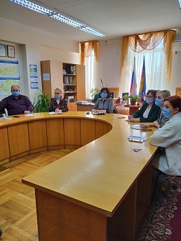 Состоялся дистанционный семинар для членов территориальных избирательных комиссий с правом решающего голоса