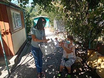 Ежедневно в голосовании на дому задействованы больше ста мобильных групп