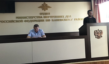 В Каневском районе шестеро иностранцев получили российское гражданство
