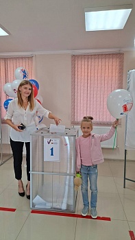 Каневчане на избирательные участки приходят семьями