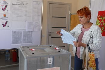 Продолжается первый день голосования на выборах