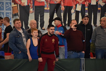 В спорткомплексе «Юность» впервые провели турнир по вольной борьбе, посвященный памяти Ивана Павловича Квитко