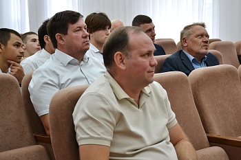 В администрации района 17 сентября обсудили поддержку предпринимателей