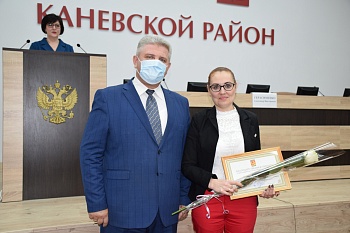 В Каневском районе наградили организаторов выборного процесса