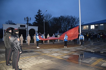Над Каневской реет знамя Победы в честь 78-ой годовщины освобождения района от немецко-фашистских захватчиков