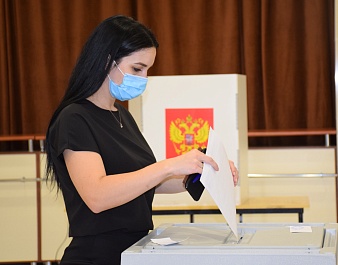 Глава Каневского района принял участие в голосовании