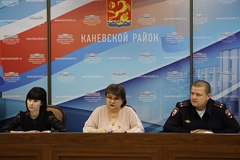 Очередное заседание комиссии состоялось в администрации района 13 марта