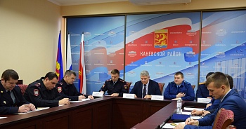 Проблему телефонных мошенничеств обсудили в администрации района