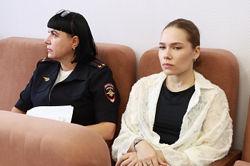 В администрации района 15 сентября обсудили вопросы семейного неблагополучия