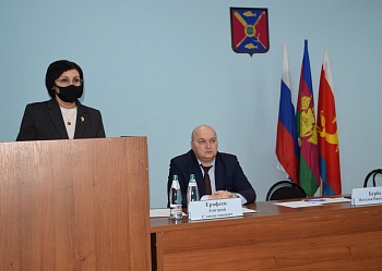 О проделанной работе за год отчитались главы Стародеревянковского, Красногвардейского, Привольненского и Челбасского сельских поселений