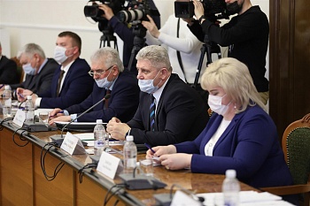 Перспективы развития Каневского района обсудили в ЗСК