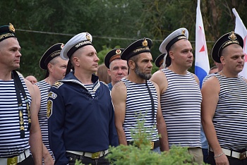 Каневчане отмечают День Военно-Морского Флота